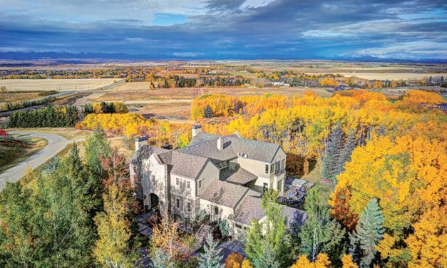 Canadian Country Estate Offers Refined Living Fit for Royalty
