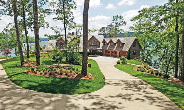 Featured Agents: Julie Barnett & Leigh Barnett of Harry Norman, REALTORS®