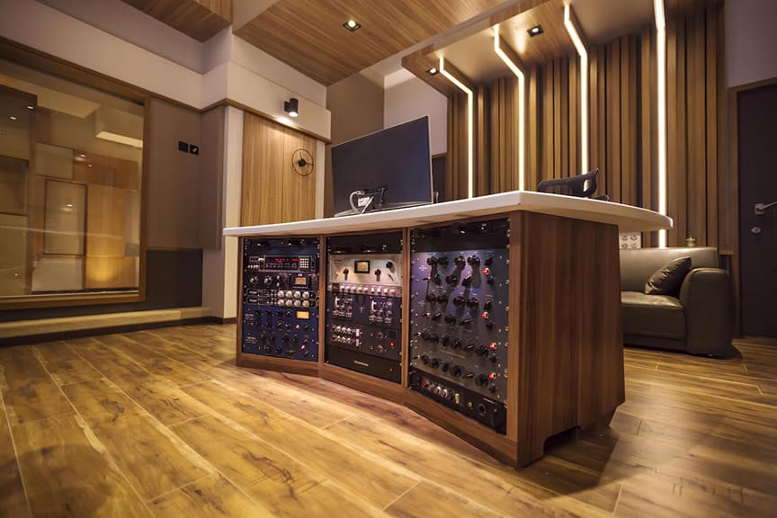 DESIGN FIRM CREATES LEADING CHINESE RECORDING STUDIO