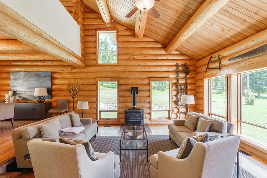 Canadian-Built Log Home Ahead of its Time
