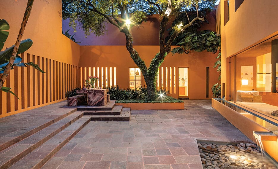 A Starchitecture Home in San Miguel de Allende